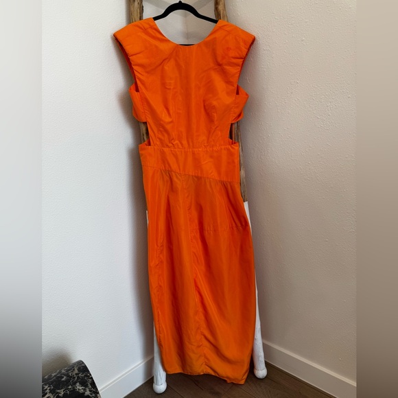 Tibi Italian Sporty Nylon Sleeveless Balloon Dress in Orange Size 10 - Picture 8 of 17